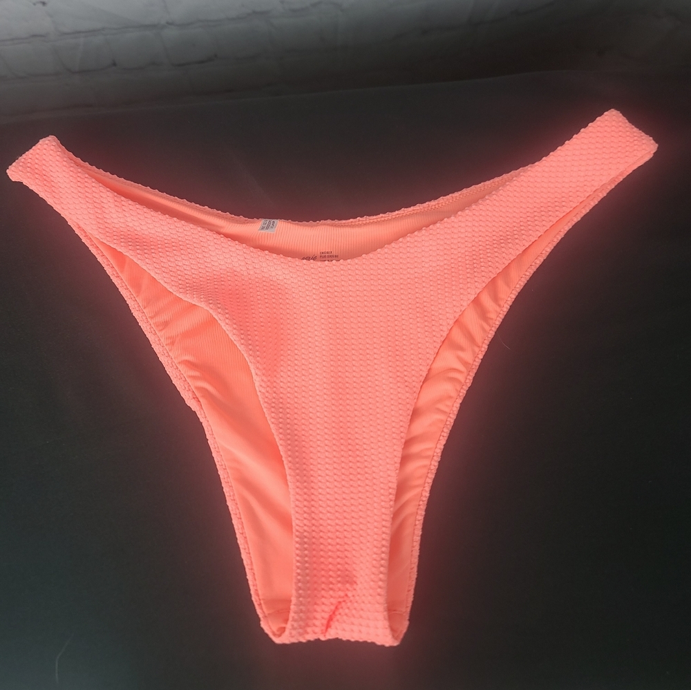 Aerie Cheekier. Bikini Bottoms Coral Sz M.